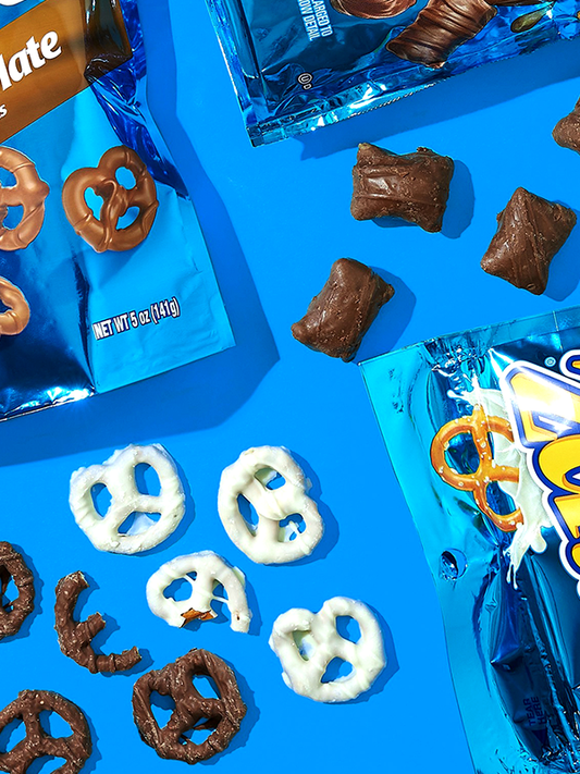 Flipz Cookies & Cream Pretzels 120g