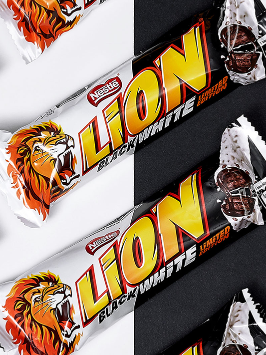 Lion Black & White 30g